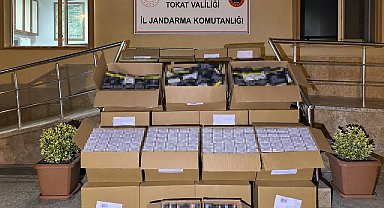 Kaçak tütün operasyonunda 600 bin makaron ele geçirildi