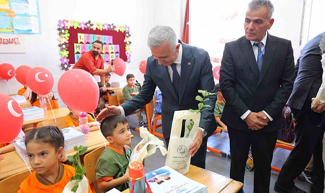 Kahramanmaraş'ta 246 bin 640 öğrenci ders başı yaptı