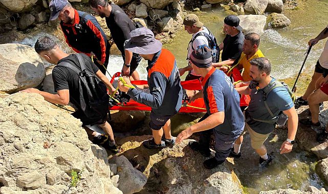 Kahramanmaraş'ta kanyonda yaralanan vatandaş kurtarıldı