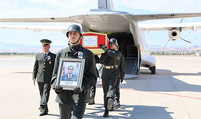 Kalp krizi geçirerek şehit olan Uzman Çavuş Sevim'in naaşı Elazığ'a getirildi