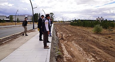 Kampüs yerleşkesindeki çalışmalar Rektör Çakmak tarafından incelendi