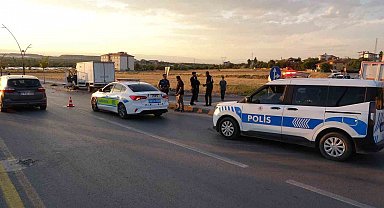 Kamyonetin çarptığı yaya ağır yaralandı