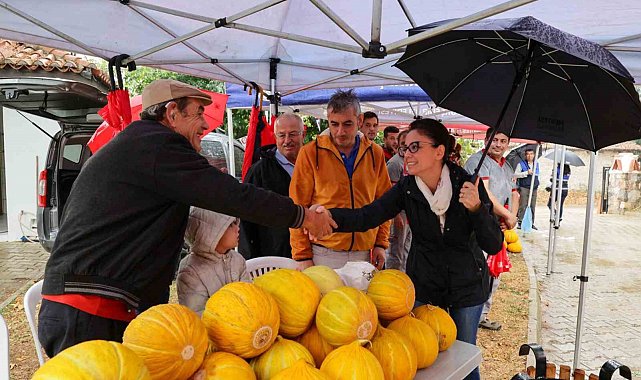 Karabağlar yaylasının en güzel kavunları seçildi