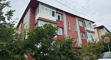 Karabük'te 3. kattan düşen Afganistanlı öğrenci hastaneye kaldırıldı