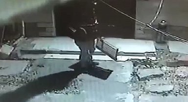 Karabük'te demir mazgal hırsızlığı kamerada