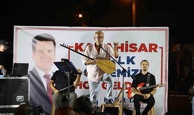 Karahisar Halk Gecesinde müzik ve eğlence dolu akşam