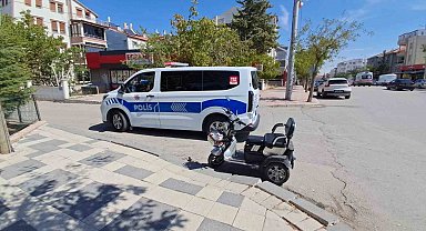 Karaman'da 3 tekerlekli elektrikli bisiklet devrildi: 1 yaralı