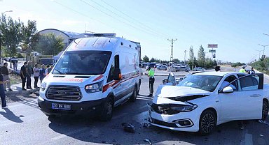 Karaman'da otomobiller çarpıştı: 6 yaralı