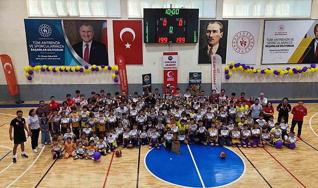 Karaman'da "Altın Bilekler Basketbol Şöleni" düzenlendi