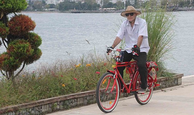 Karne hediyesiyle başladı, 50 yıldır pedal çeviriyor