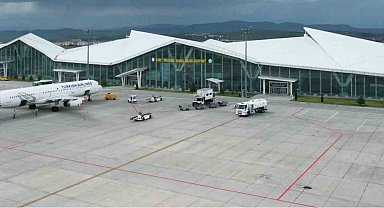 Kars Harakani Havalimanı'nda 8 ayda 423 bin yolcu trafiği