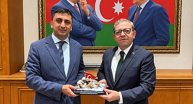 Kars Valisi Ziya Polat'tan Azerbaycan Başkonsolosu Zeynalov'a hayırlı olsun ziyareti