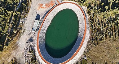 Kars'ta 2 bin 634 rakımda saklı güzellik: Sarıçamların arasında görenleri etkiliyor