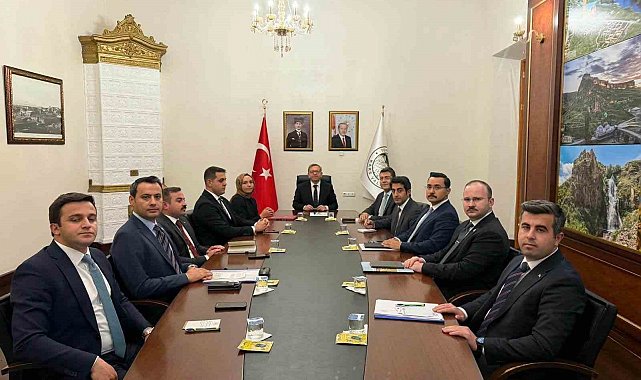 Kars'ta mülki idare amirleri toplantısı yapıldı