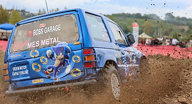Kartepe'de off-road tutkunları sınırları zorladı