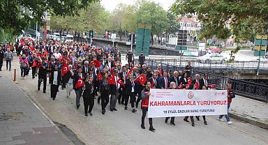 Kastamonu'da 'Gaziler Günü'ne özel yürüyüş