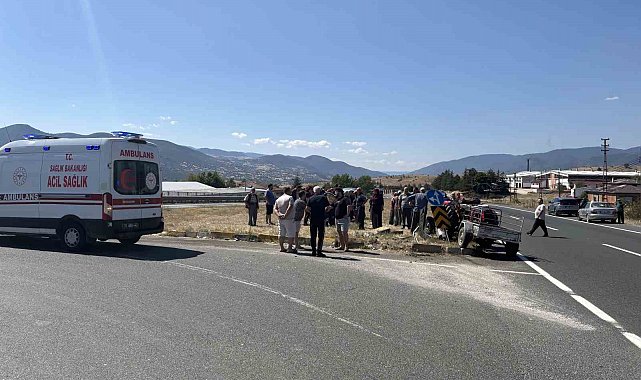 Kastamonu'da traktör ile otomobil çarpıştı: 9 yaralı