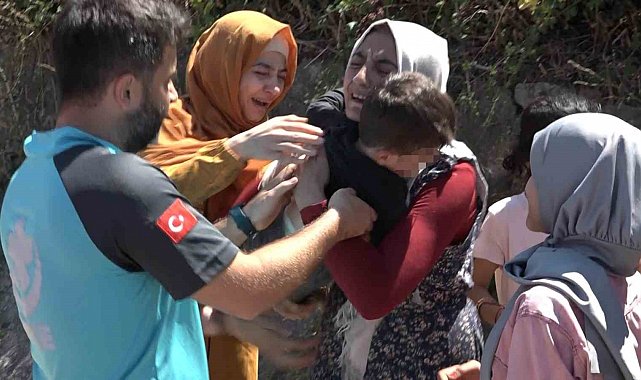 Kaybolan çocuğuna kavuşan anne sevinçten bayıldı