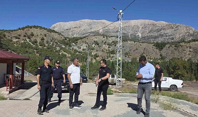 Kaymakam Algın, deprem konutlarındaki çalışmaları inceledi
