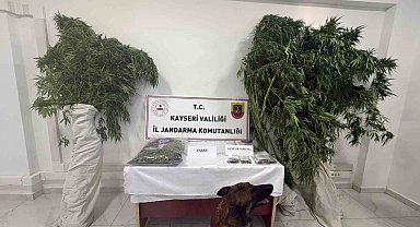 Kayseri'de 15 yıl kesinleşmiş hapis cezasıyla aranan şahıs yakalandı