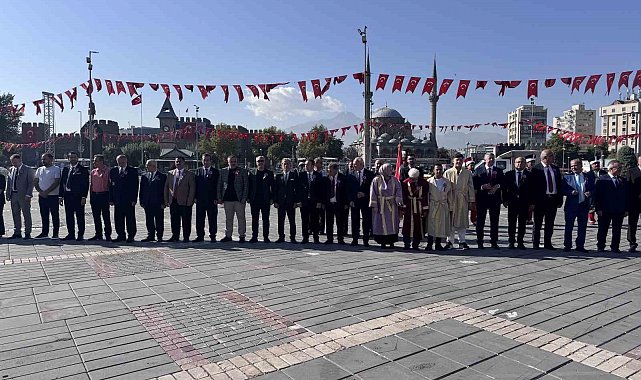 Kayseri'de ahilik kutlamaları çelenk sunma töreni ile başladı