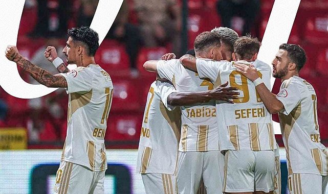 Kayserispor'da galibiyet sevinci: "Aynı ciddiyet ve inançla hedefimize yürümeye devam edeceğiz"