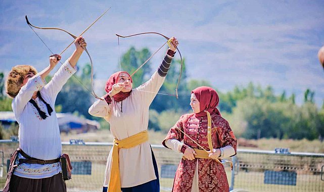 Kemankeşler Erzincan'da zirve için oklarını yarıştırdı