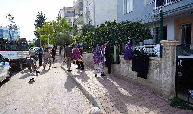 Kepez'de pazarlarda kaldırım işgali ve haksız rekabete göz açtırılmıyor