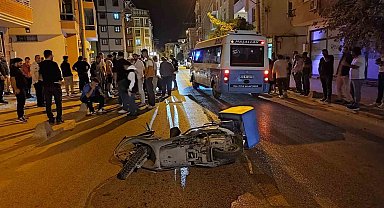 Keşan'da motosiklet yayaya çarptı: 2 yaralı