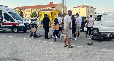 Keşan'da otomobil ile motosiklet çarpıştı: 2 yaralı