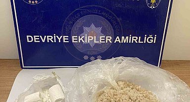 Keşan'da polisin durdurduğu bir ticari taksiden 157,61 gram uyuşturucu ele geçirildi