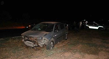 Kilis-Hatay yolunda motosiklet ile otomobil çarpıştı: 2 yaralı