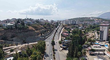 Kırıkhan'da 5 ana arterde ulaşım altyapısı yenilendi