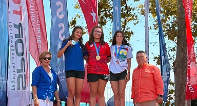 Kırklareli'li sporcu Derin Çelikkanat Türkiye şampiyonu oldu