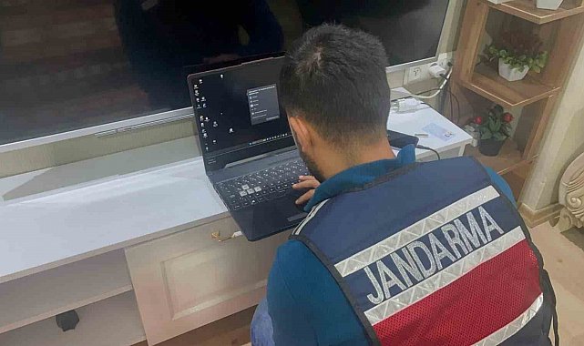 Kişisel verilerin erişilmesine imkan sağlayan "Dragon Hackerz" isimli panel çetesi mensubu 2 şüpheli gözaltına alındı