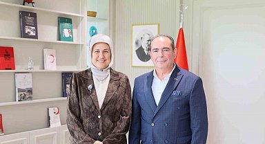 Kızılay Kayseri Şubesi'nde bayrak değişimi