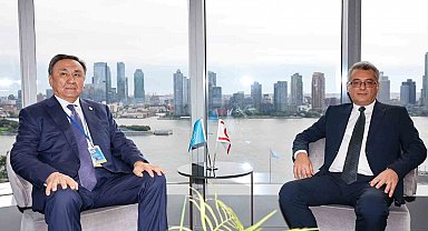 KKTC Cumhurbaşkanı Erhürman, TDT Genel Sekreteri Ömüraliyev ile bir araya geldi