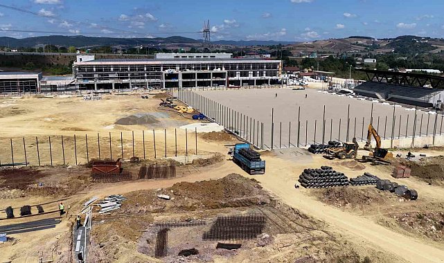 Kocaelispor'un yeni yuvası yüzde 50 tamamlandı