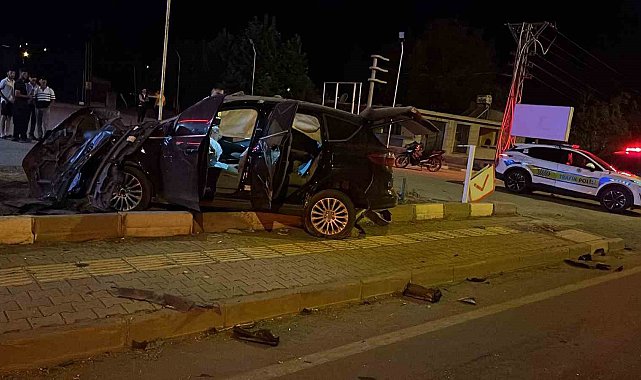 Kontrolden çıkan araç karşı şeride uçtu, sürücü yaralandı