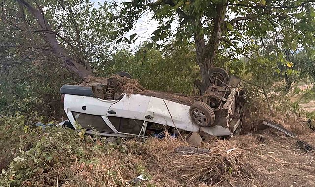 Kontrolden çıkan otomobil şarampole yuvarlandı: 8 yaralı