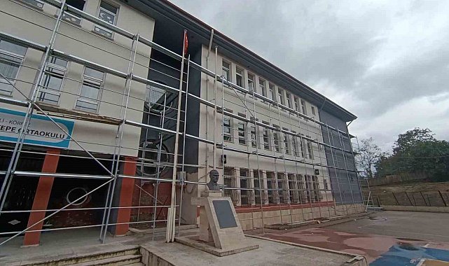 Körfez'de okullara bakım ve onarım desteği