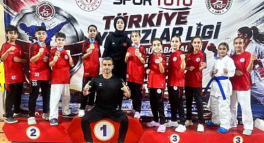 Körfezli karateciler kürsüye ambargo koydu