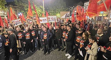 Kosova'da Özel Mahkeme'nin eski Cumhurbaşkanı Thaçi'ye hapis cezası kararı protesto edildi