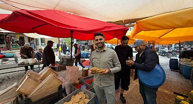 Köylü pazarı geleneği 81 yıldır yaşatılıyor