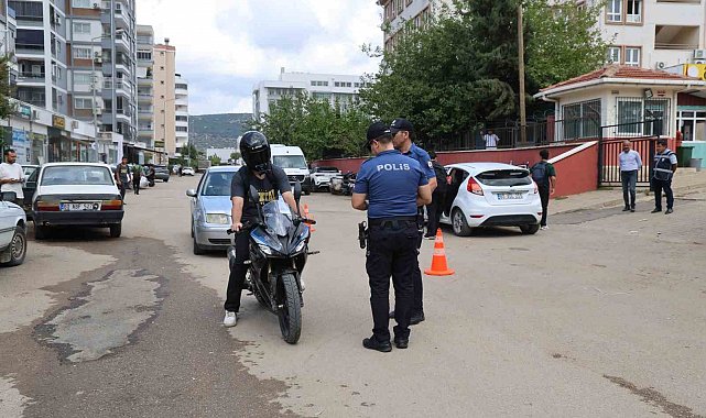 Kozan'da okul çevrelerinde sıkı denetim