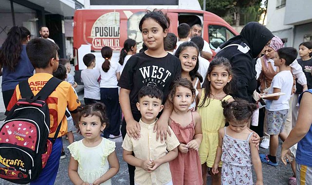 Küçükçekmece'de 'Sokakta Oyun Var'a yoğun ilgi