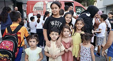 Küçükçekmece'de 'Sokakta Oyun Var'a yoğun ilgi