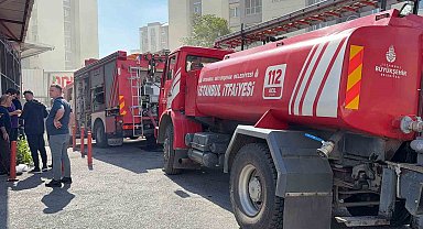 Küçükçekmece'de otoparkta elektrikli araç yangını paniği: Bina tahliye edildi