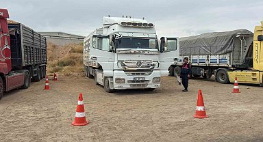 Kullandığı tırın içinde ölü bulundu