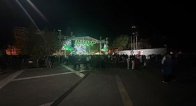 Kurtuluşun 104. yılında Zeynep Dizdar sahne aldı